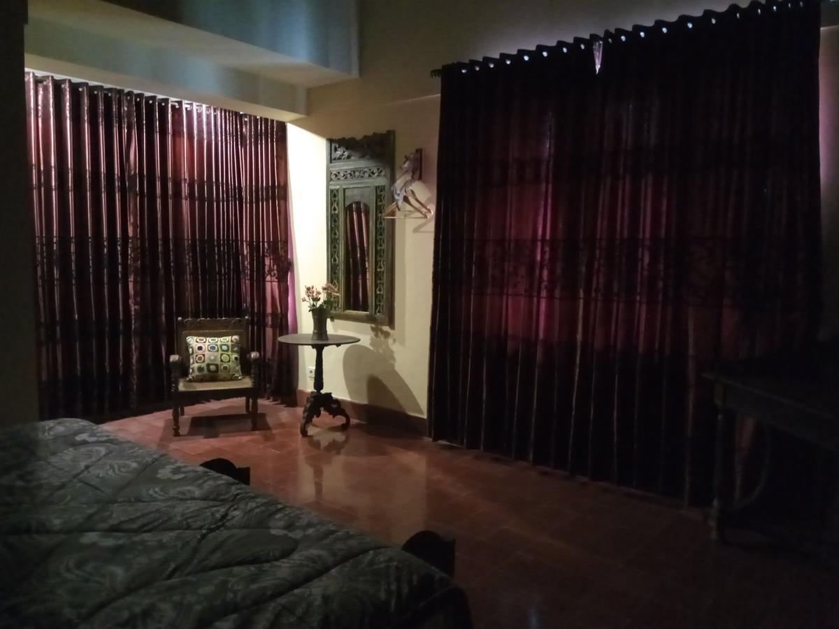 Doeloerkoe Homestay Solo Dış mekan fotoğraf
