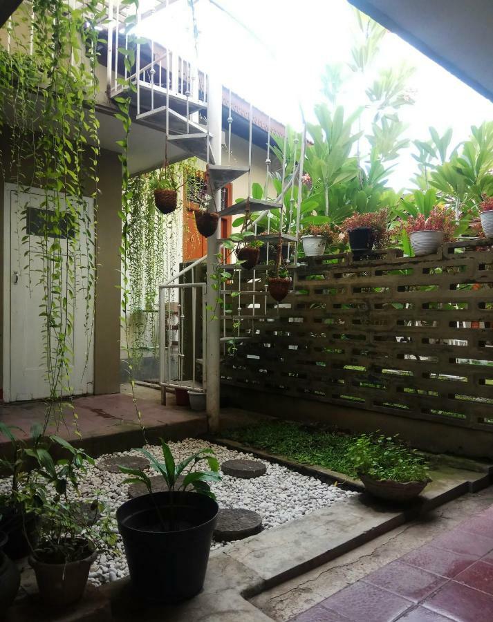Doeloerkoe Homestay Solo Dış mekan fotoğraf